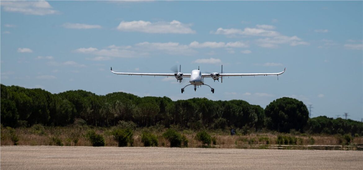 TEKEVER AR5, Portuguese Air Force AR5, TEKEVER Portugal, AR5 autonomous system, Portuguese military drones, Portugal surveillance UAV, maritime surveillance drone, Exclusive Economic Zone surveillance, autonomous surveillance aircraft, Portuguese defence technology,