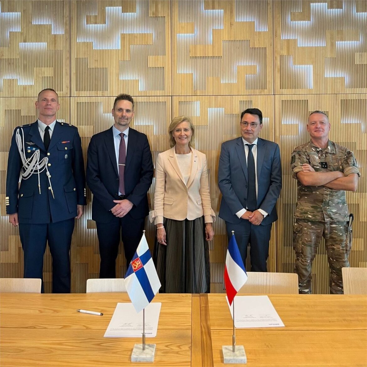 Bittium, Safran Electronics & Defense, MoU, tactical communications, French Armed Forces, software-defined radio, counter-drone communications,