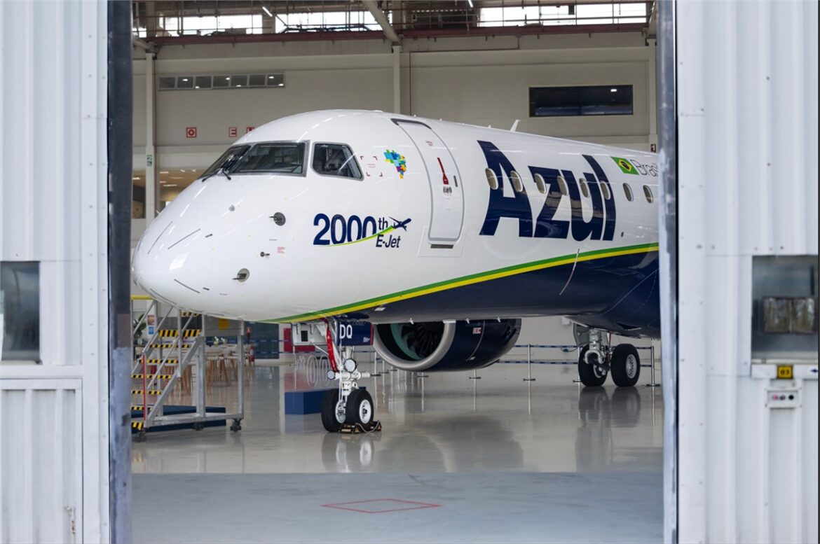 Embraer, E-Jets, E195-E2, Azul Linhas Aéreas, 2,000th delivery, Arjan Meijer, John Rodgerson,